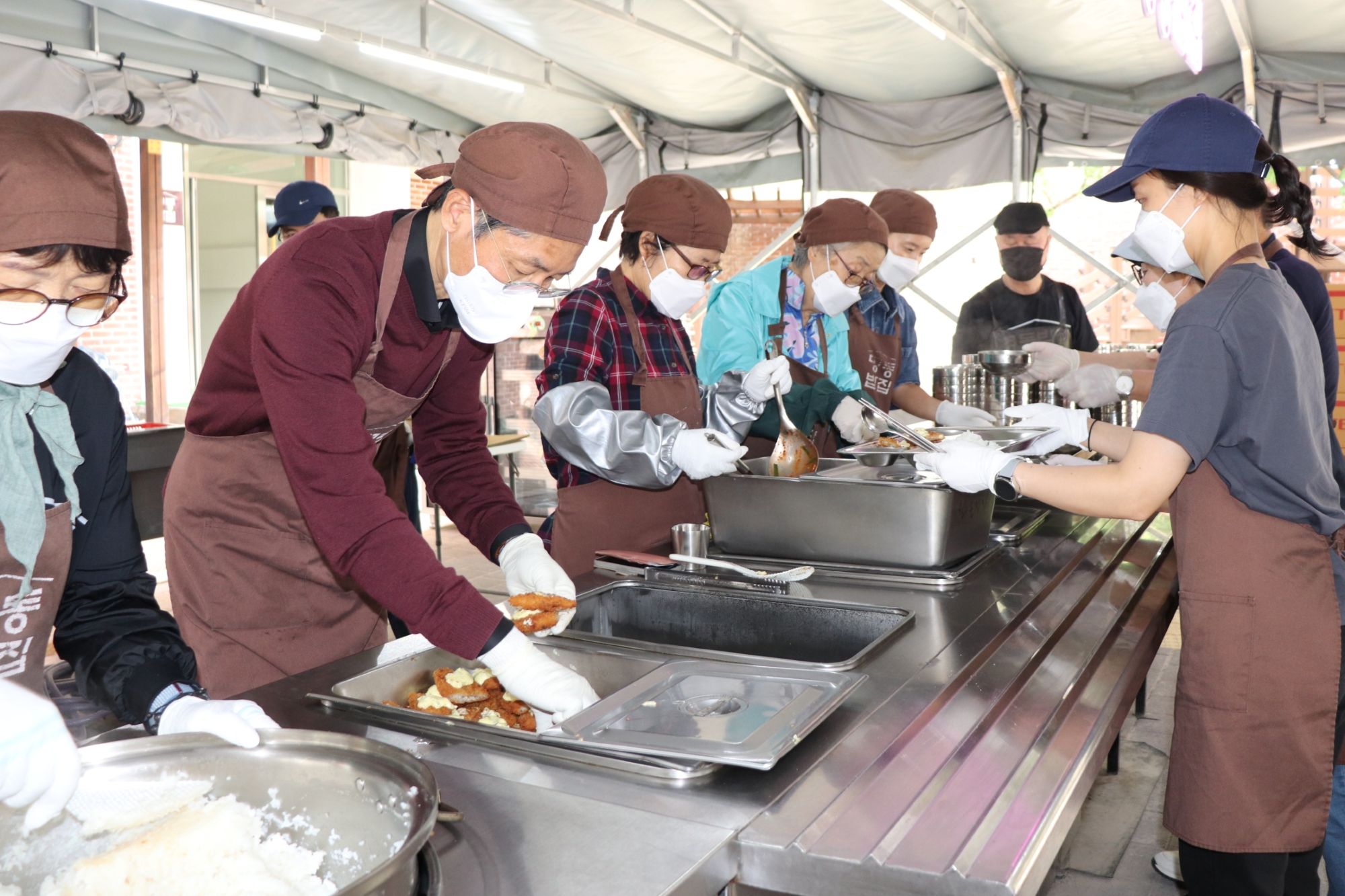 명동밥집 배식 봉사활동